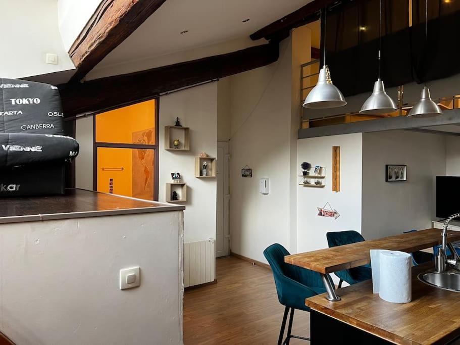Pepite Rare 8 Personnes Au Coeur Battant Du Vieux Lyon Apartment Екстериор снимка