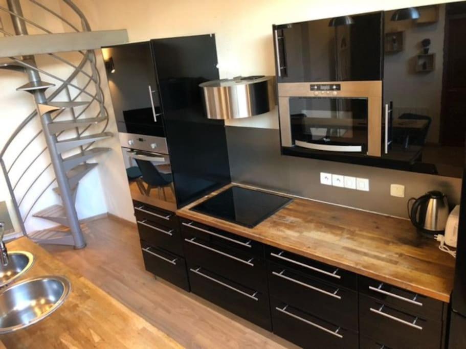 Pepite Rare 8 Personnes Au Coeur Battant Du Vieux Lyon Apartment Екстериор снимка