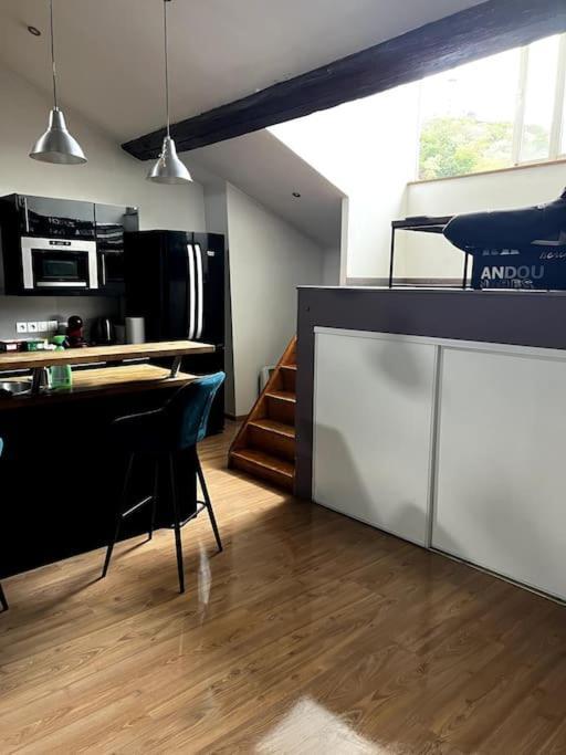 Pepite Rare 8 Personnes Au Coeur Battant Du Vieux Lyon Apartment Екстериор снимка