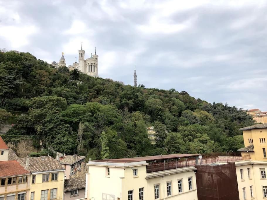 Pepite Rare 8 Personnes Au Coeur Battant Du Vieux Lyon Apartment Екстериор снимка